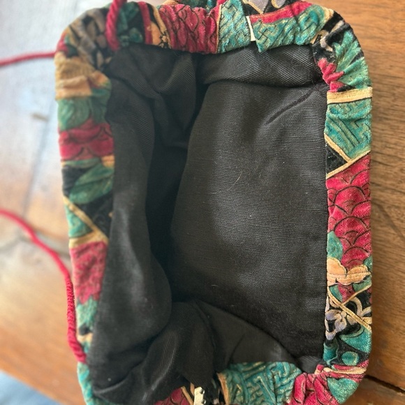 Vintage Tapestry Bag - Picture 3 of 3